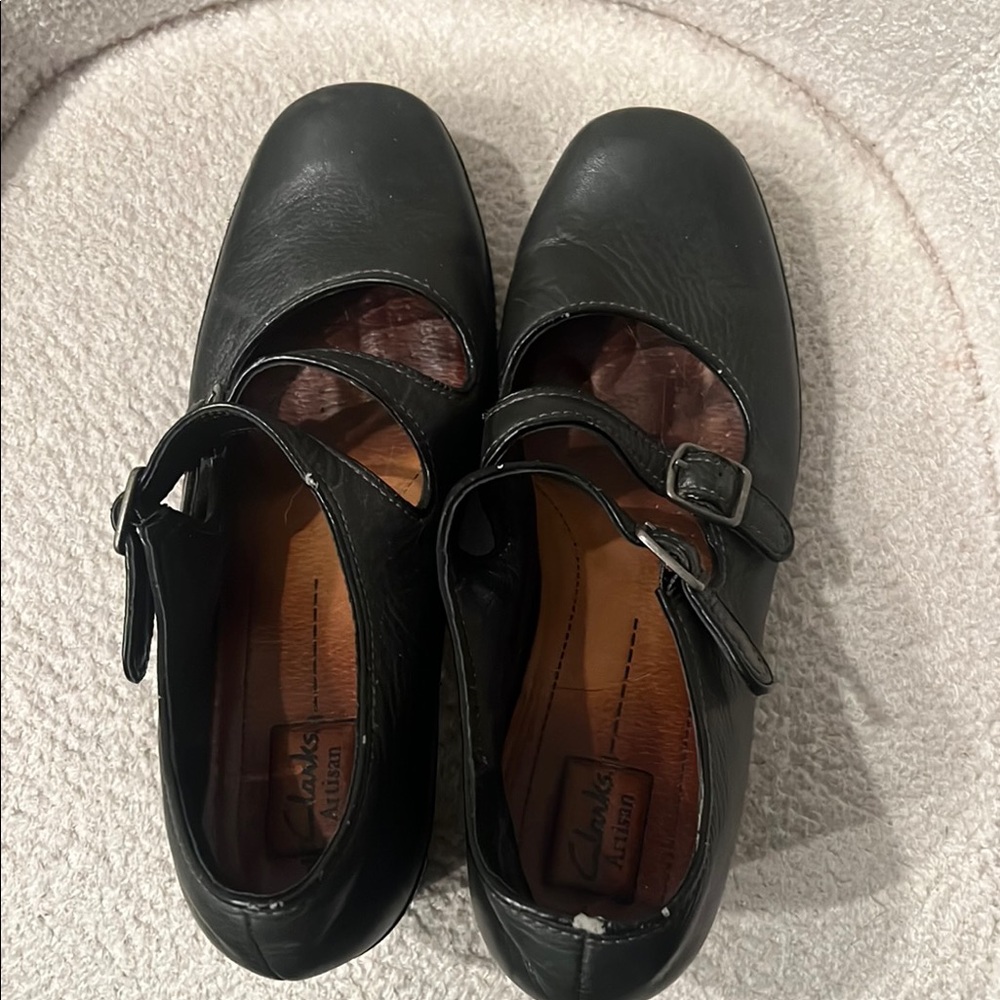 Clarks Women's Black Mary Jane Shoes